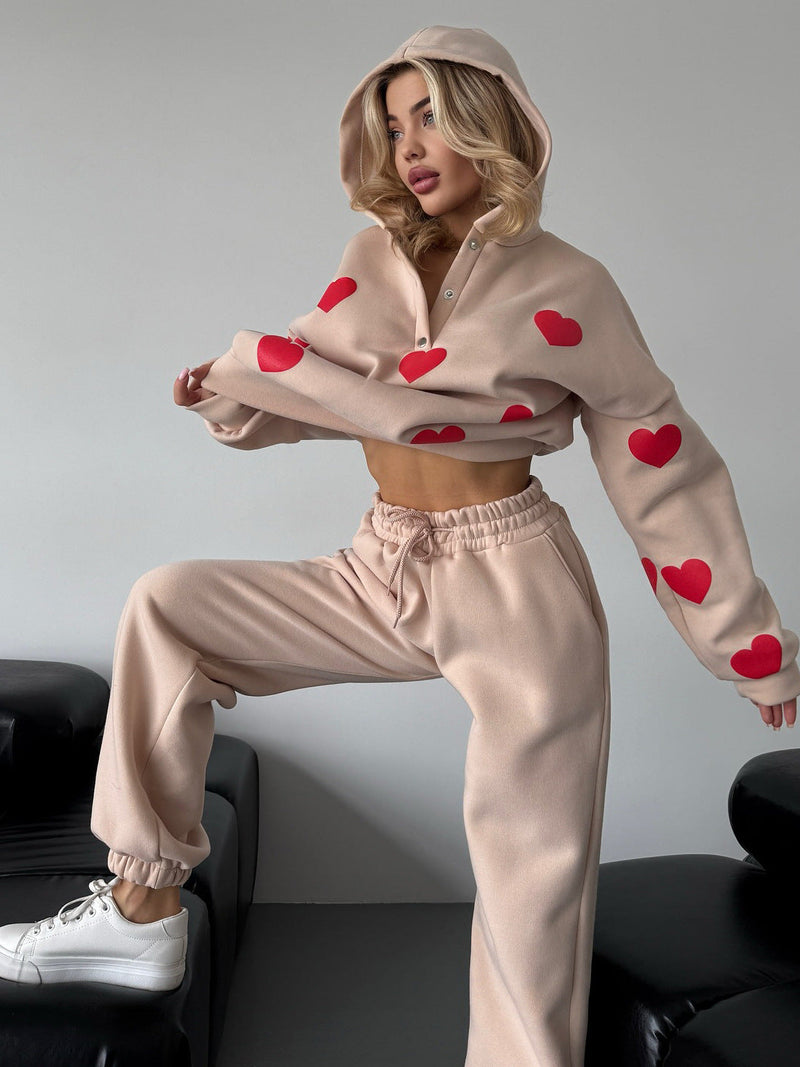 Heart-Shaped Hooded Street Trend Sweatshirt