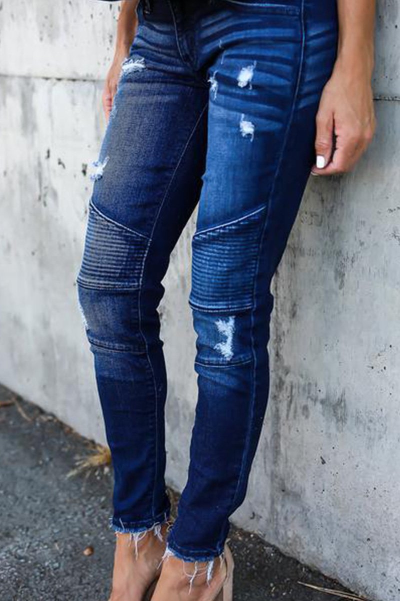 Pleated Pencil Jeans